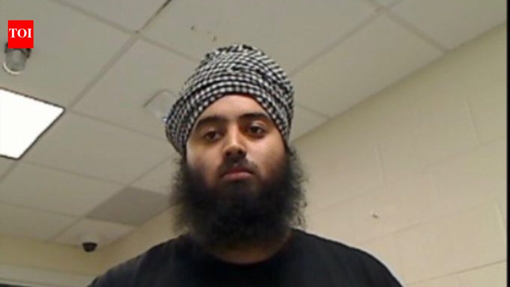 ‘ज्ञात अपराधी’: 25 वर्षीय भारतीय ट्रक ड्राइवर सुखदीप सिंह कौन है, जिसने अमेरिका में दुर्घटना करके 1 व्यक्ति की जान ले ली?