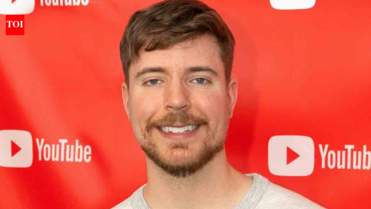 “मैं अंधेपन की कगार पर हूं”: एक वायरल एक्स पोस्ट में उनकी मुस्कुराहट और व्यवहार पर सवाल उठाए जाने के बाद मिस्टरबीस्ट ने अपनी दाहिनी आंख की दृष्टि संबंधी समस्या के बारे में बात की।