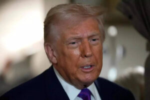 क्या एलियंस असली हैं? डोनाल्ड ट्रम्प ने यूएफओ के बारे में “वर्गीकृत जानकारी” के प्रकाशन का आदेश दिया