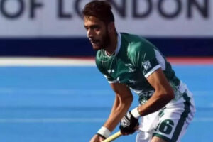 आवास विवाद ने पाकिस्तान हॉकी को हिलाकर रख दिया: फेडरेशन ने कप्तान पर प्रतिबंध लगाया, फिर पीएचएफ प्रमुख के इस्तीफे के बाद प्रतिबंध हटा दिया | हॉकी समाचार