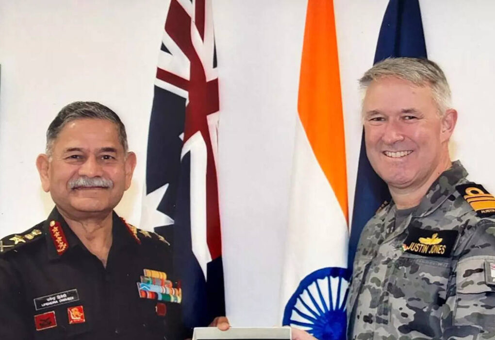 सेना प्रमुख ने ऑस्ट्रेलिया यात्रा के दौरान रक्षा सहयोग बढ़ाने के तरीकों की रूपरेखा तैयार की | भारत समाचार