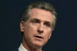 ‘यह पाइपर को भुगतान करने का समय है’: न्यूजॉम ने सुप्रीम कोर्ट के टैरिफ फैसले की प्रशंसा की, ट्रम्प से अमेरिकियों को पैसा वापस करने का आह्वान किया