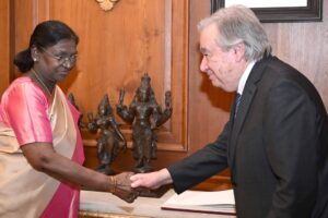 ‘भारत यह साबित कर रहा है कि यह संभव है’: अमेरिकी प्रमुख ने राष्ट्रपति मुर्मू से मुलाकात की; एआई शिखर सम्मेलन में स्वच्छ ऊर्जा को बढ़ावा देने की सराहना | भारत समाचार