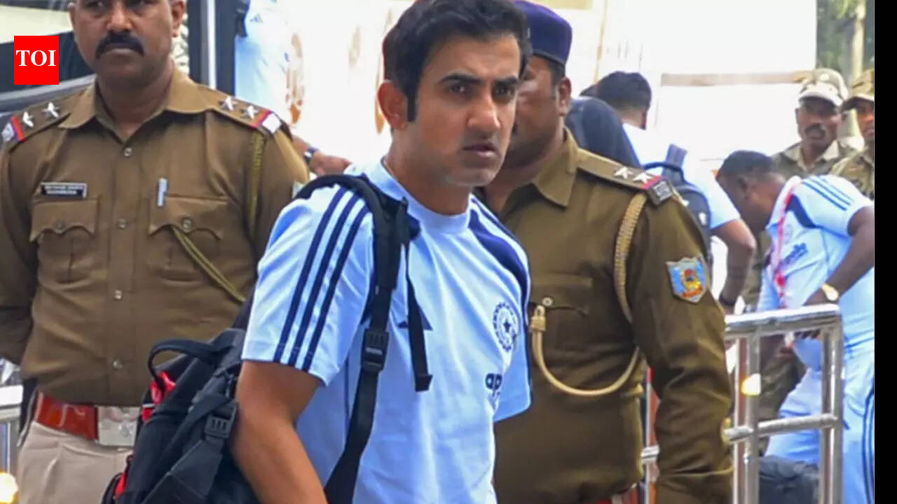 ‘आप हर जगह में पहुंच जाते हो’: एक प्रशंसक के साथ गौतम गंभीर की बातचीत वायरल – देखें | क्रिकेट समाचार