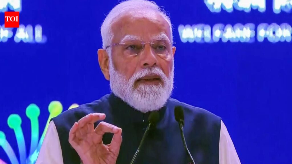 ‘भारत में निर्मित चिप्स आत्मनिर्भर भारत के लिए महत्वपूर्ण हैं’: पीएम मोदी ने यूपी में सेमीकंडक्टर सुविधा का वस्तुतः उद्घाटन किया | भारत समाचार