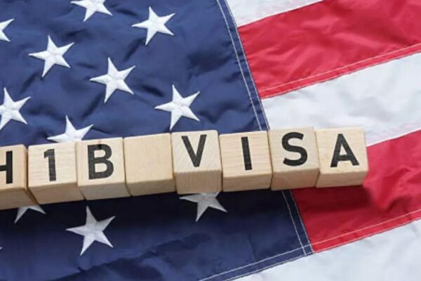 रिपब्लिकन ने डिजिटल मार्केटिंग पद को भरने के लिए एच-1बी वीजा का उपयोग करने के लिए इंडियाना विश्वविद्यालय की आलोचना की: ‘क्या शून्य अमेरिकी उस नौकरी के लिए योग्य थे?’