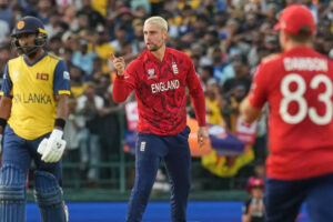 पल्लेकेले में हारा-किरी! फिल साल्ट के शानदार 62 रन के बाद श्रीलंका के बल्लेबाजों ने चुपचाप आत्मसमर्पण कर दिया; इंग्लैंड 51 रन से जीता | क्रिकेट समाचार