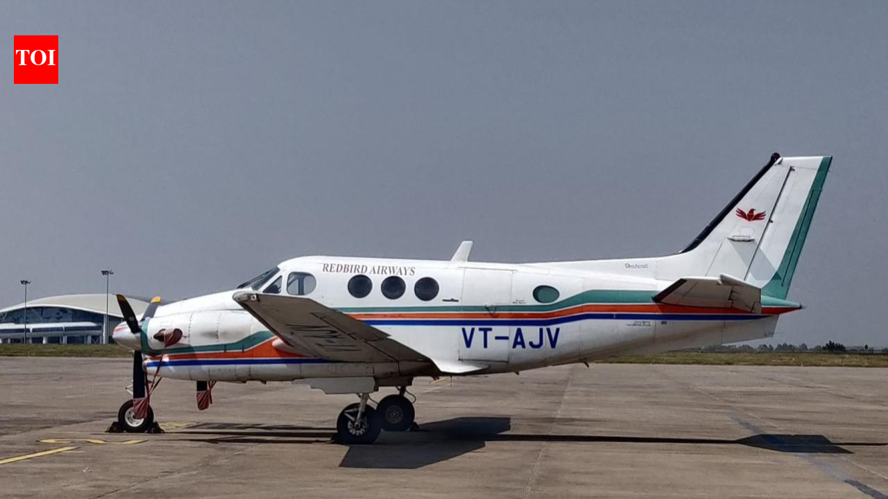 दिल्ली के लिए उड़ान भरने के तुरंत बाद झारखंड में 7 लोगों को लेकर एयर एम्बुलेंस दुर्घटनाग्रस्त हो गई भारत समाचार