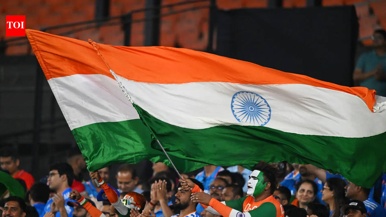 भारत के लिए बड़ा झटका! घुटने की चोट के बाद मैदान से नदारद हैं कप्तान हरमनप्रीत कौर, अगले मैच पर संशय | क्रिकेट समाचार