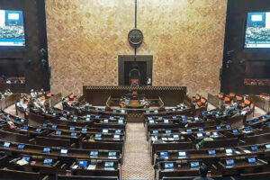 संसदीय पैनल ने एआई शिखर सम्मेलन में विरोध और विपक्षी सांसदों की असहमति के खिलाफ प्रस्ताव को मंजूरी दी | भारत समाचार