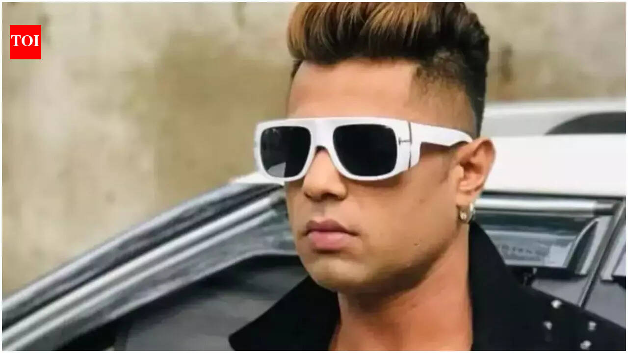 मयंक पवार की मृत्यु: क्या स्प्लिट्सविला 7 फेम ने लीवर की क्षति के कारण दम तोड़ दिया? माँ तलाक के बाद ‘तनाव और अवसाद’ के बारे में बात करती है