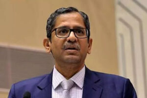 बच्चों को गपशप क्यों सिखाएं? एनसीईआरटी विवाद के बीच पूर्व सीजेआई | भारत समाचार