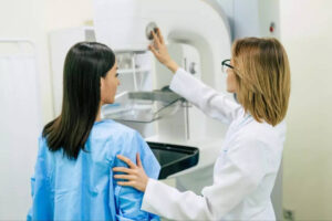 अमेरिका में स्तन कैंसर के खतरे के बीच भारतीय-अमेरिकी महिलाओं की ‘कम जांच और अनदेखी’?