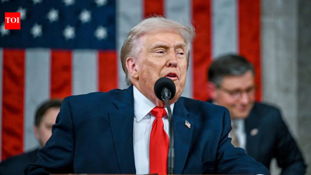 ईरान पर डोनाल्ड ट्रम्प: ‘मैं नहीं चाहता, लेकिन कभी-कभी आपको ऐसा करना पड़ता है’: डोनाल्ड ट्रम्प ने ईरान को संभावित सैन्य कार्रवाई के बारे में फिर से चेतावनी दी