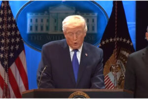 रिपोर्ट में कहा गया है कि मोहम्मद बिन सलमान ने डोनाल्ड ट्रम्प से संयुक्त अरब अमीरात पर प्रतिबंध लगाने का आग्रह किया विश्व समाचार