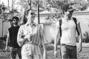 ईशान खट्टर ने शाहिद कपूर और मीरा कपूर के साथ अपने समुद्र तट की छुट्टियों की तस्वीरें साझा कीं – देखें पोस्ट | हिंदी मूवी समाचार