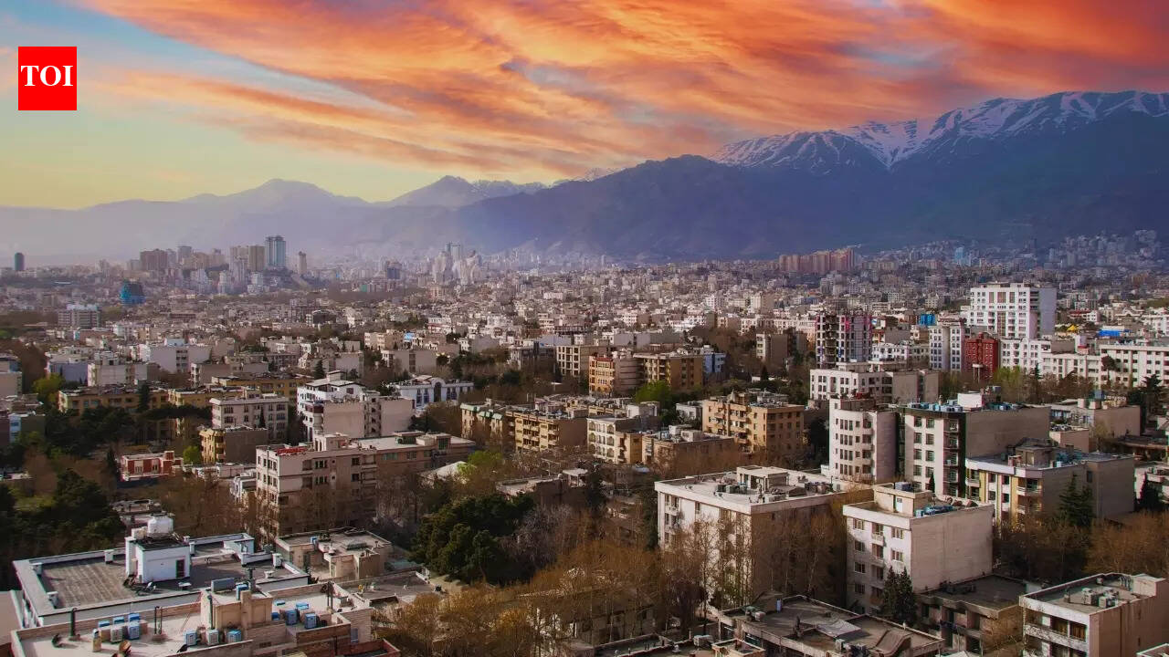 ईरान में भारतीय दूतावास ने जारी किया अलर्ट: यात्रियों को क्या पता होना चाहिए |