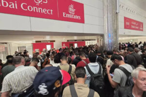 इज़राइल-ईरान: संघर्ष के बीच दुबई हवाई अड्डों ने उड़ानें निलंबित कर दीं