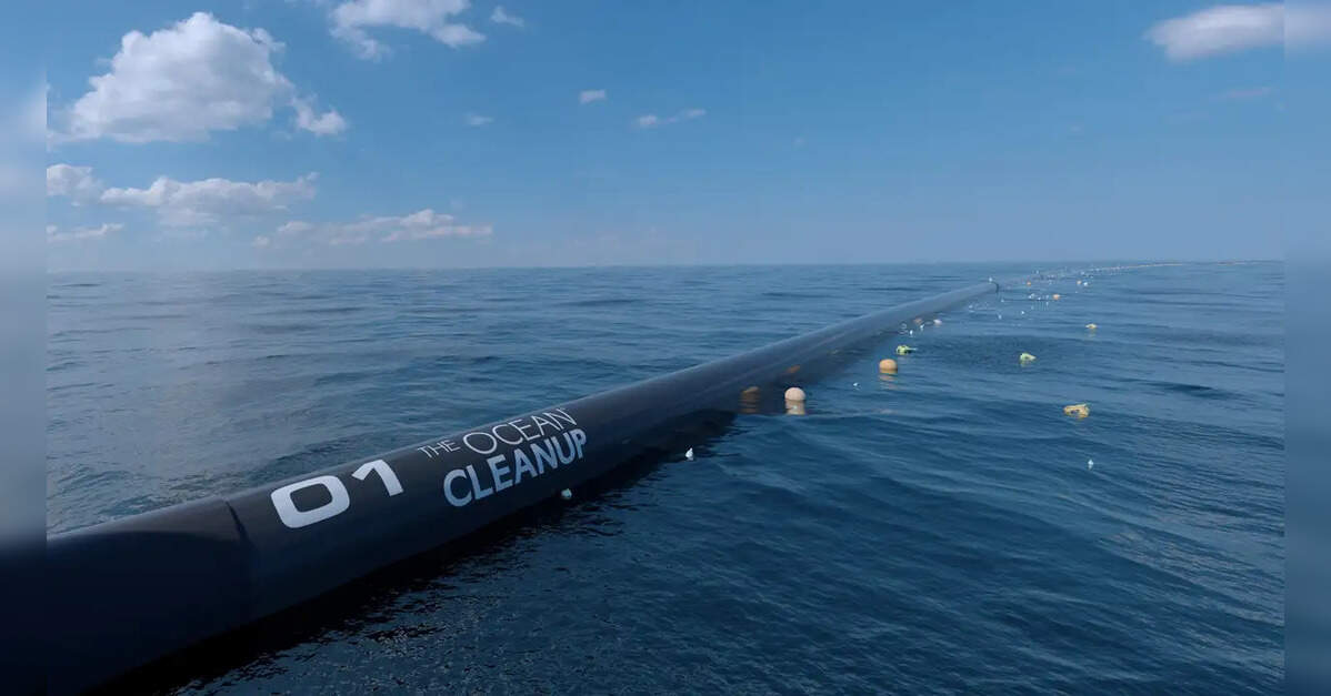 ओशन क्लीनअप ने अरब सागर में प्लास्टिक प्रदूषण से निपटने के लिए मुंबई में अभिनव पहल शुरू की, इकोनॉमिकटाइम्सबी2बी