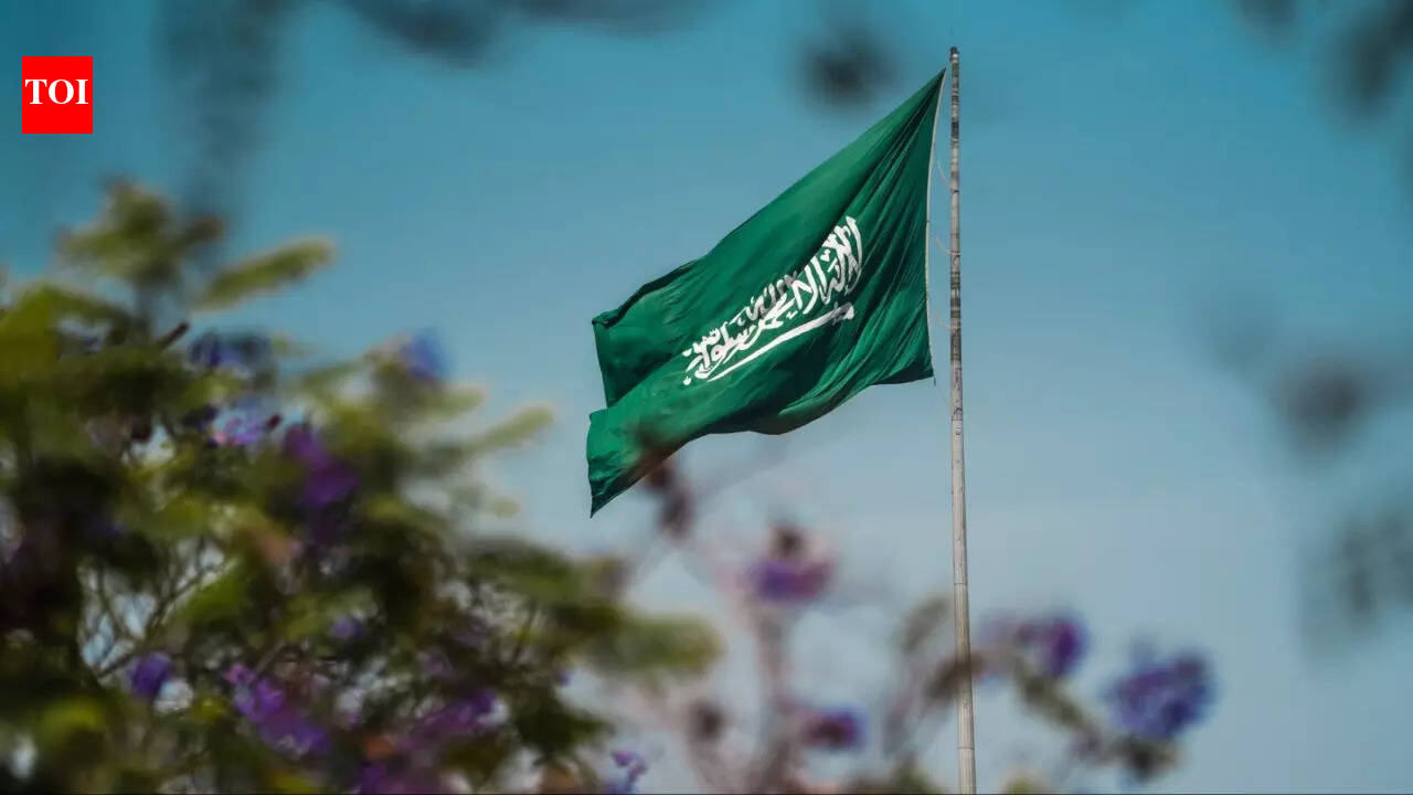 मध्य पूर्व में तनाव बढ़ा: संयुक्त राज्य अमेरिका और इज़राइल के हमलों के बीच खाड़ी संकट बढ़ने पर सऊदी अरब ने ईरान के दूत को बुलाया