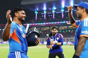 ‘रुलेगा क्या पगले?’: सूर्यकुमार यादव को कैमरे पर संजू सैमसन की प्रतिक्रिया वायरल – देखें | क्रिकेट समाचार