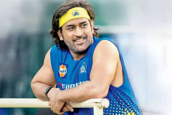 एमएस धोनी बने ‘रेफरी’ और सीएसके नेट्स के पीछे किया डांस | क्रिकेट समाचार