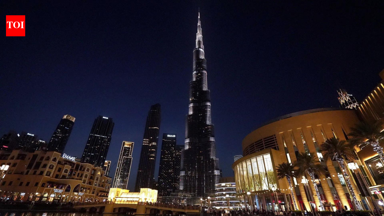 कैसे ईरान के हमले दुबई की ‘सुरक्षित पनाहगाह’ प्रतिष्ठा का परीक्षण कर रहे हैं