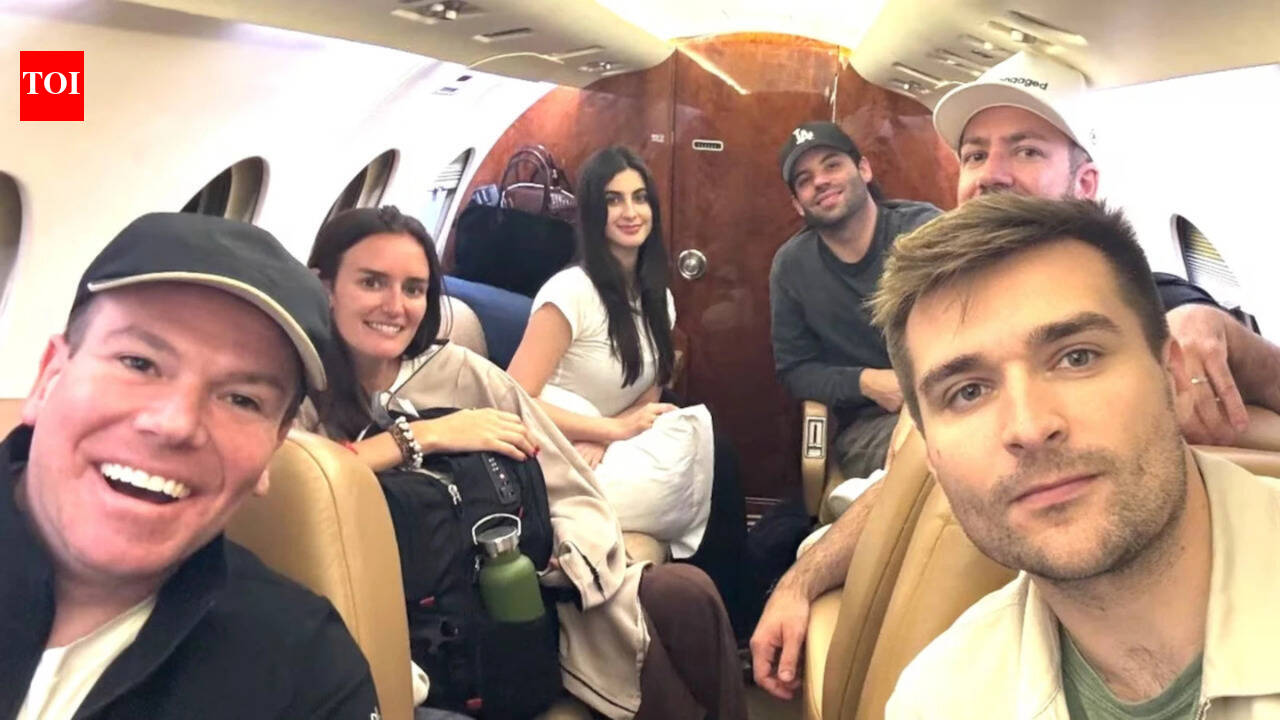 ‘सबसे अजीब अनुभव’: ट्रम्प सलाहकार और डलास डॉग वॉकर को निजी जेट पर मध्य पूर्व से बचाया गया क्योंकि ईरान संकट के बीच हजारों लोग फंसे हुए थे