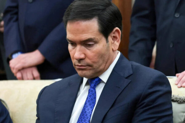 ‘बिना किसी योजना के 4 दिन’: ट्रम्प प्रशासन उस समय आलोचनाओं का शिकार हो गया जब उसने मध्य पूर्व में फंसे अमेरिकियों के लिए एक हेल्पलाइन नंबर जारी किया