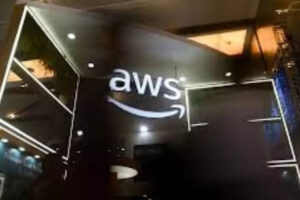 ईरान के साथ संघर्ष: ईरान के साथ संघर्ष में डेटा सेंटर एक नया लक्ष्य हैं; संयुक्त अरब अमीरात और बहरीन में अमेज़न की 3 इकाइयाँ ड्रोन की चपेट में आईं | भारत समाचार