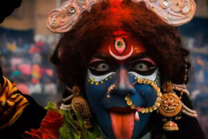 ‘राख से राख, धूल से धूल’: मणिकर्णिका घाट पर मसान होली के अंदर | भारत समाचार