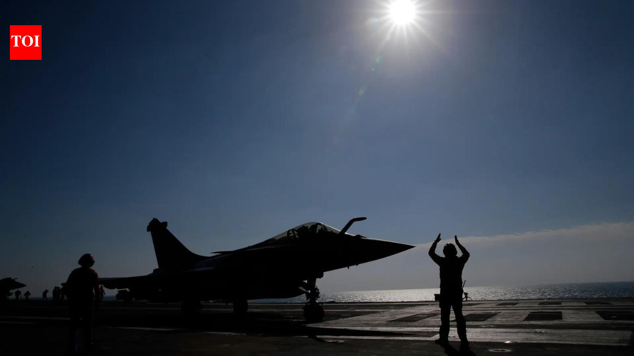 मध्य पूर्व संकट: क्या अमेरिका ईरान पर हमला करने के लिए भारतीय बंदरगाहों का इस्तेमाल कर रहा है? विदेश मंत्रालय डेटा सत्यापन दावा | भारत समाचार