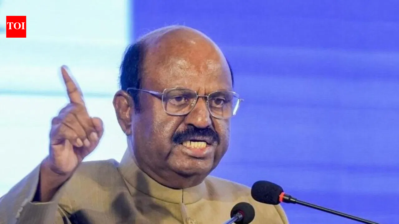 पश्चिम बंगाल के राज्यपाल सीवी आनंद बोस ने विधानसभा चुनाव से पहले इस्तीफा दिया | भारत समाचार