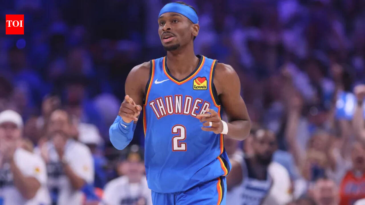 शाई गिलगियस-अलेक्जेंडर: “एसजीए पर एक बिज्जू द्वारा हमला किया जा रहा है…”: जब मैडिसन स्क्वायर गार्डन में शाई गिलगियस-अलेक्जेंडर के विशाल फर कोट ने शो को चुरा लिया तो जबरदस्त प्रशंसक प्रतिक्रियाएं सामने आईं | एनबीए समाचार