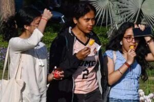 दिल्ली में इस मौसम का सबसे गर्म दिन दर्ज किया गया, तापमान 34.3 डिग्री सेल्सियस, सामान्य से 7 डिग्री सेल्सियस अधिक; रात का तापमान भी बढ़ा | दिल्ली समाचार