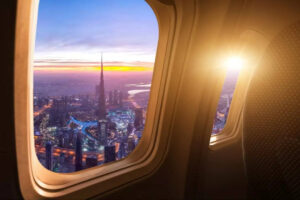 ईरान पर अमेरिका-इजरायल युद्ध के बीच यूएई ने ‘सुरक्षित हवाई गलियारे’ खोले: मध्य पूर्व में तनाव बढ़ने पर एयरलाइंस ने प्रति घंटे 48 उड़ानों की अनुमति दी