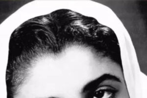 जैकी श्रॉफ ने दिग्गज अभिनेत्री शम्मी को उनकी पुण्यतिथि पर सम्मानित किया |