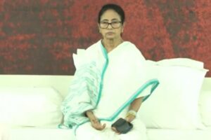 ‘मतदाताओं को मृत घोषित कर दूंगी’: बंगाल में एसआईआर पर चुनाव आयोग-बीजेपी की ‘साजिश’ के खिलाफ ममता बनर्जी ने धरना शुरू किया | भारत समाचार