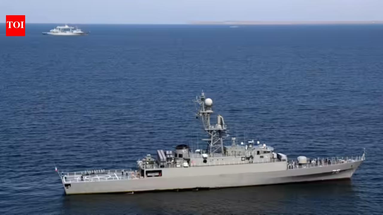 संयुक्त राज्य अमेरिका द्वारा आईआरआईएस देना को डुबाने से कुछ दिन पहले भारत ने एक और ईरानी जहाज को सुरक्षित बंदरगाह दिया था | भारत समाचार