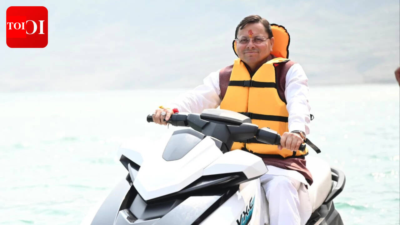 ‘टिहरी को जल और साहसिक खेलों के लिए एक प्रमुख स्थान बनाएंगे’: सीएम धामी ने टिहरी झील महोत्सव में भाग लिया | भारत समाचार