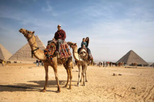 ईरान के खिलाफ अमेरिका और इज़राइल के बीच युद्ध के बीच अमेरिकी विदेश विभाग ने मिस्र को पर्यटन के लिए मध्य पूर्व में सबसे सुरक्षित और सबसे स्थिर स्थलों में शामिल किया है।