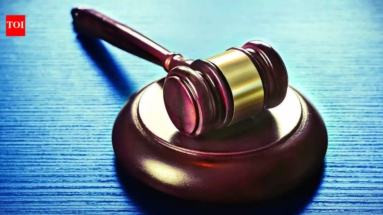 ‘समान काम, समान वेतन’ केवल एक ही संस्थान में लागू होता है: मद्रास उच्च न्यायालय | भारत समाचार