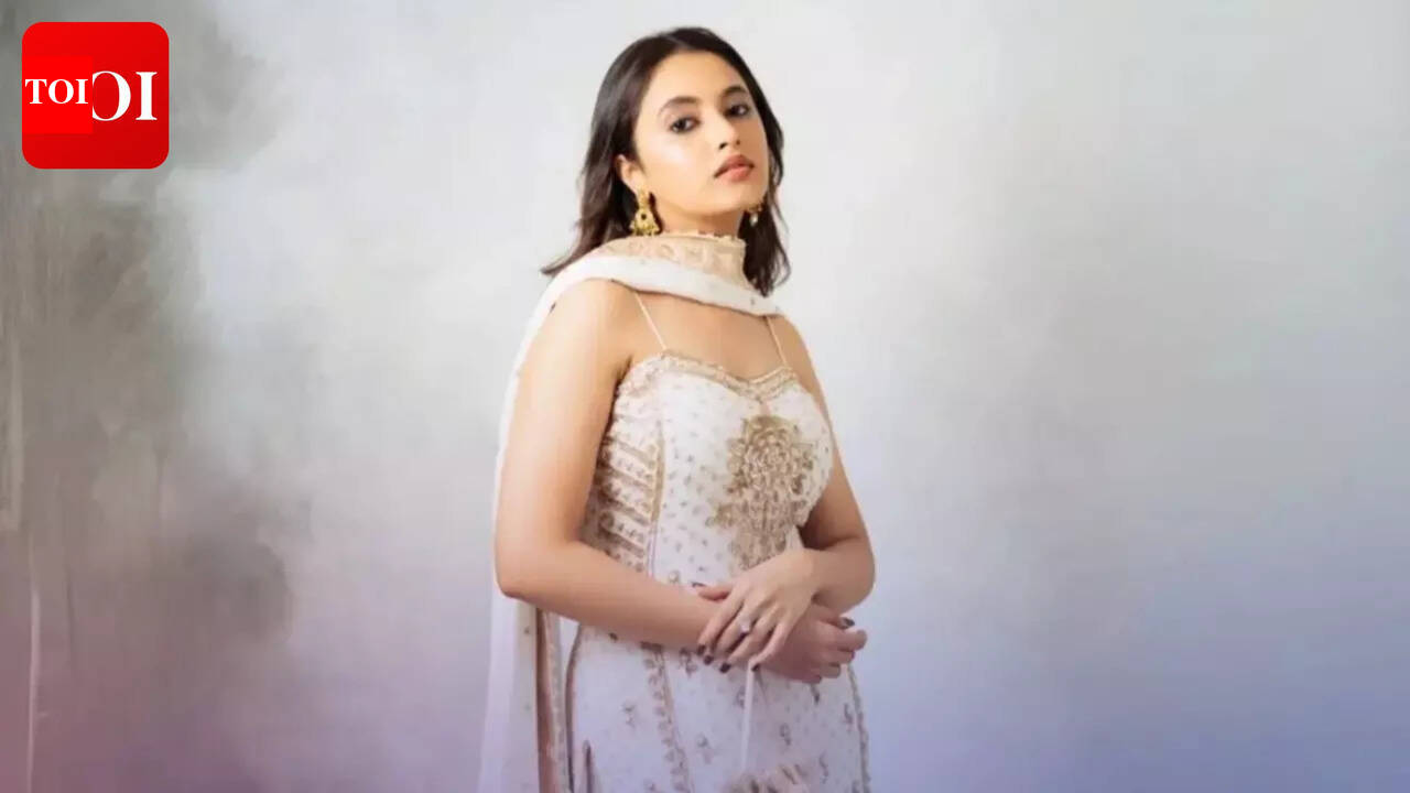 ‘ओजी’ अभिनेत्री प्रियंका मोहन ने मीम हमलों का जवाब दिया; कहते हैं: ‘उस गिरावट ने मुझे उठने में मदद की’ | तेलुगु सिनेमा समाचार