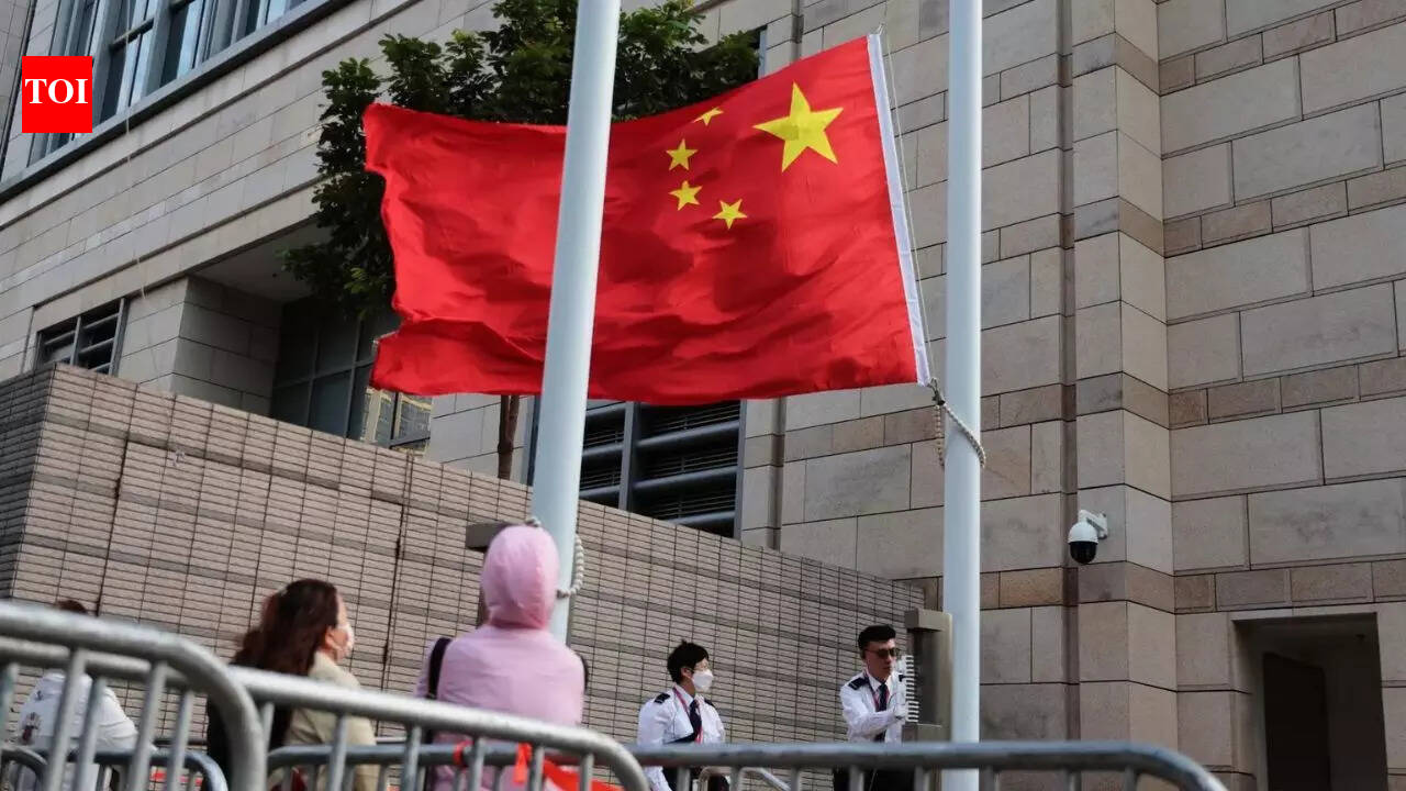 चीन जोखिम वाले लोगों से कैंसर की जांच कराने को कहता है