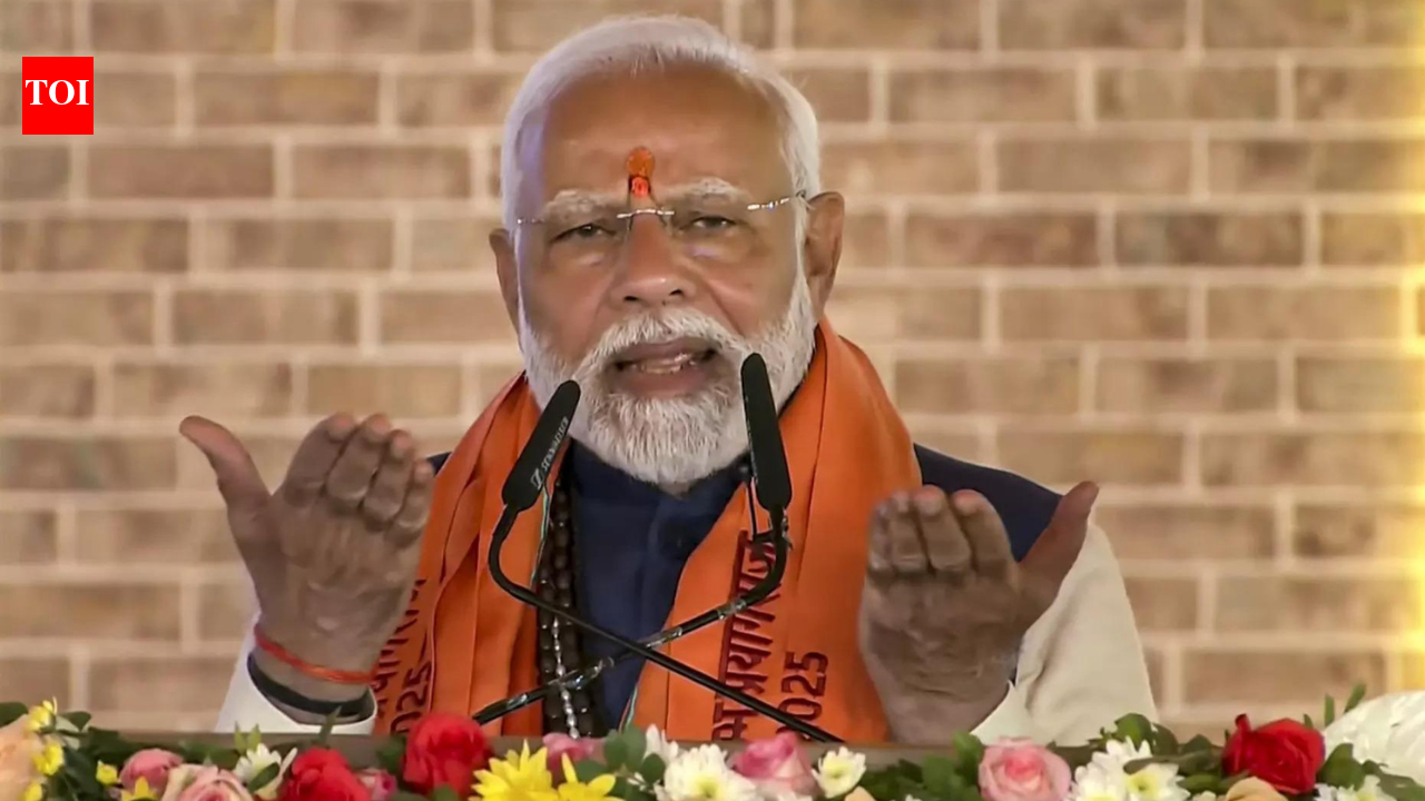 ‘अहंकार चकनाचूर हो जाएगा’: राष्ट्रपति पद के विवाद में पीएम मोदी ने टीएमसी पर साधा निशाना | भारत समाचार