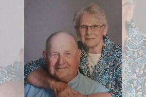 70 साल से शादीशुदा बुजुर्ग अमेरिकी जोड़े की घातक कार दुर्घटना के बाद एक-दूसरे का हाथ पकड़कर मौत: ‘उन्होंने हर दिन एक-दूसरे को चुना’