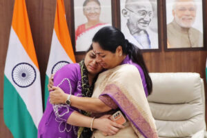 न्याय सर्वोच्च प्राथमिकता: होली के झगड़े में मारे गए व्यक्ति के परिवार के सदस्यों को रेखा गुप्ता | भारत समाचार