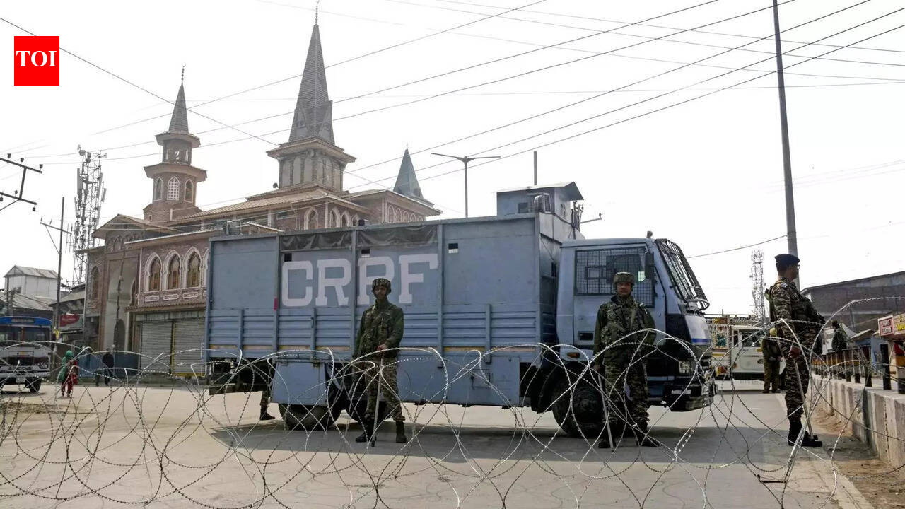 कश्मीरी नेताओं ने ईरान के दूत से मुलाकात की और खामेनेई की हत्या की आलोचना की | भारत समाचार