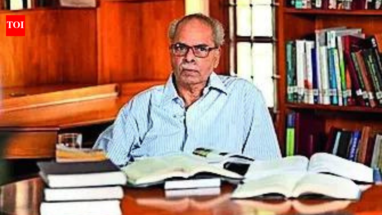 विचारों के इतिहासकार केएन पणिक्कर का निधन | भारत समाचार