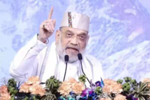 अमित शाह ने घुसपैठियों के मुद्दे को सामने लाने की कोशिशें तेज की | भारत समाचार